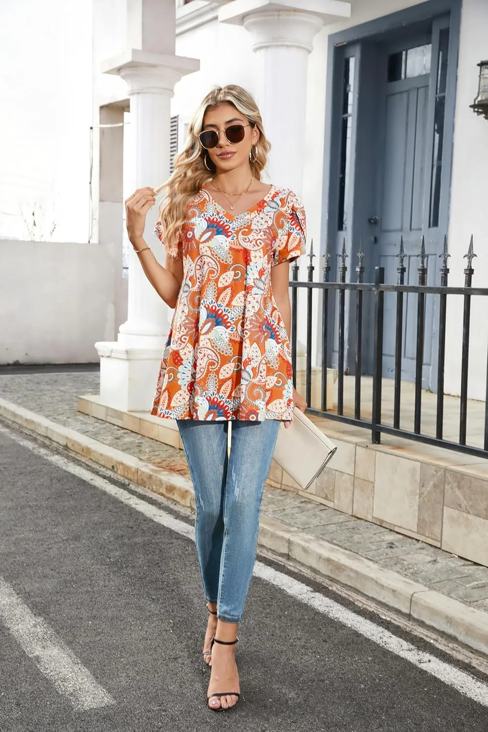 ENMAIN Womens Tunics Tops Plus Size Short Sleeve Swing Blouses Loose Fit Dressy Casual Summer Shirts to Wear with Leggings