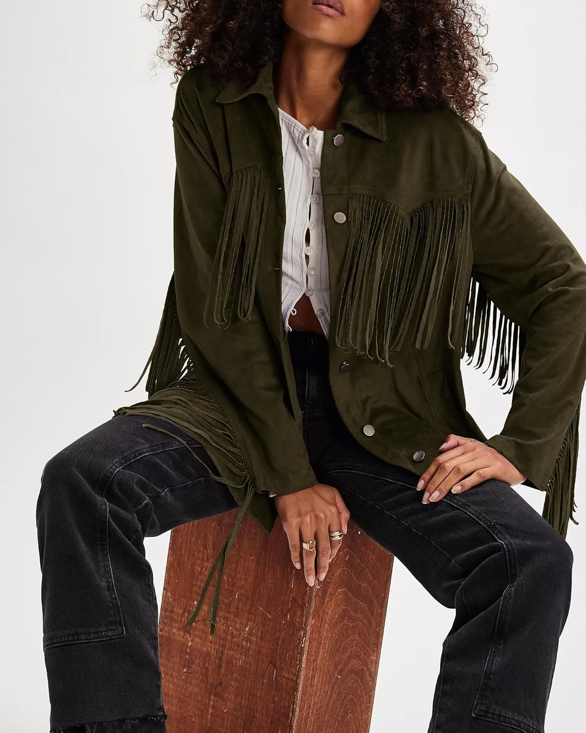 Gacaky Women's Oversized Faux Suede Fringe Jacket Vintage Western Cowgirl Tassel Jackets Country Concert Outfits