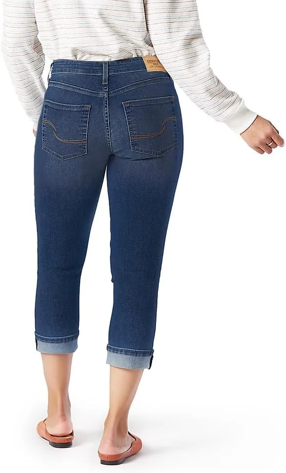 Levi Strauss Signature Gold Women's Mid-Rise Slim Fit Capris (Available in Plus Size)
