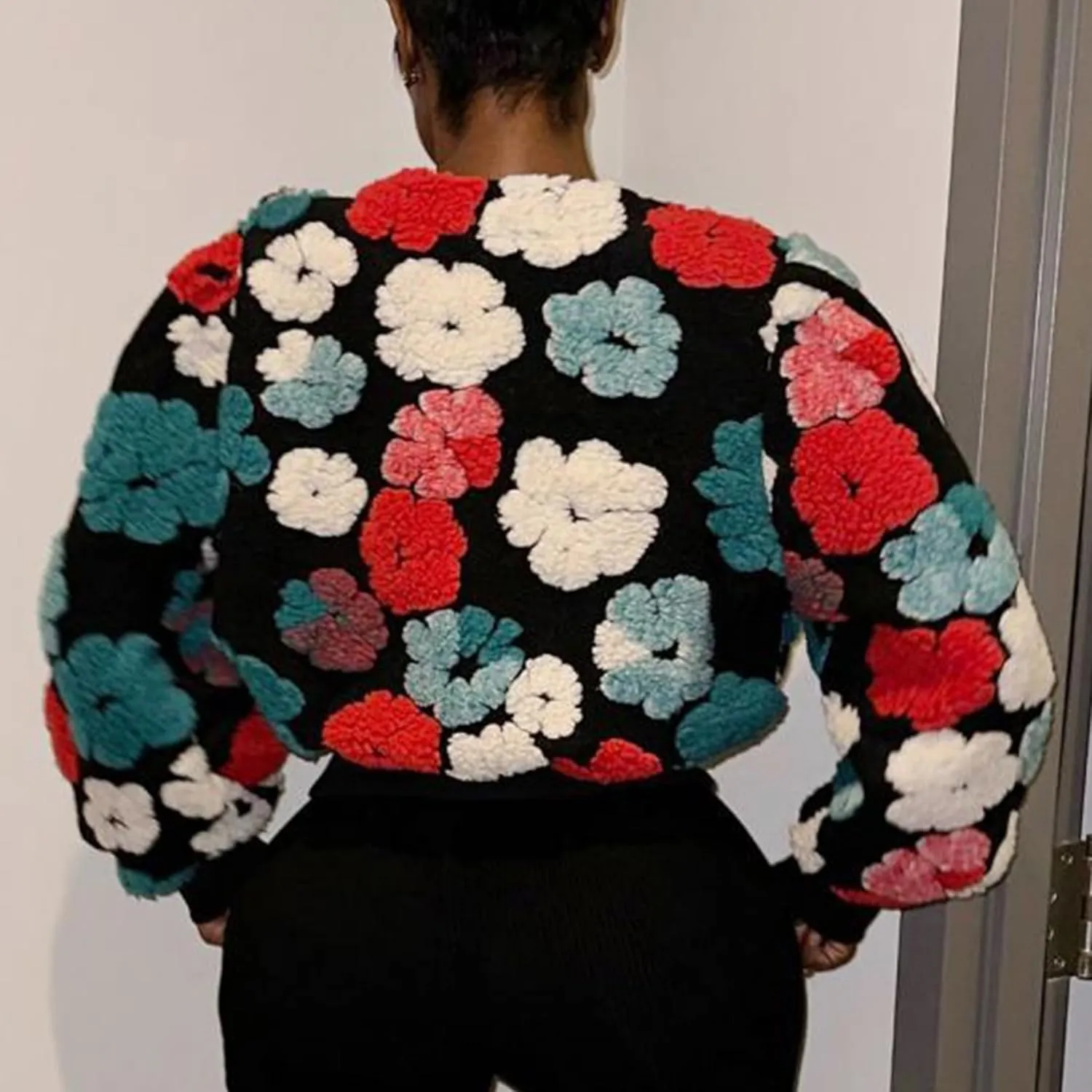 OPCAKM Women's Cropped Floral Print Shacket Jackets Round Neck Long Sleeve Bomber Coat Outerwears