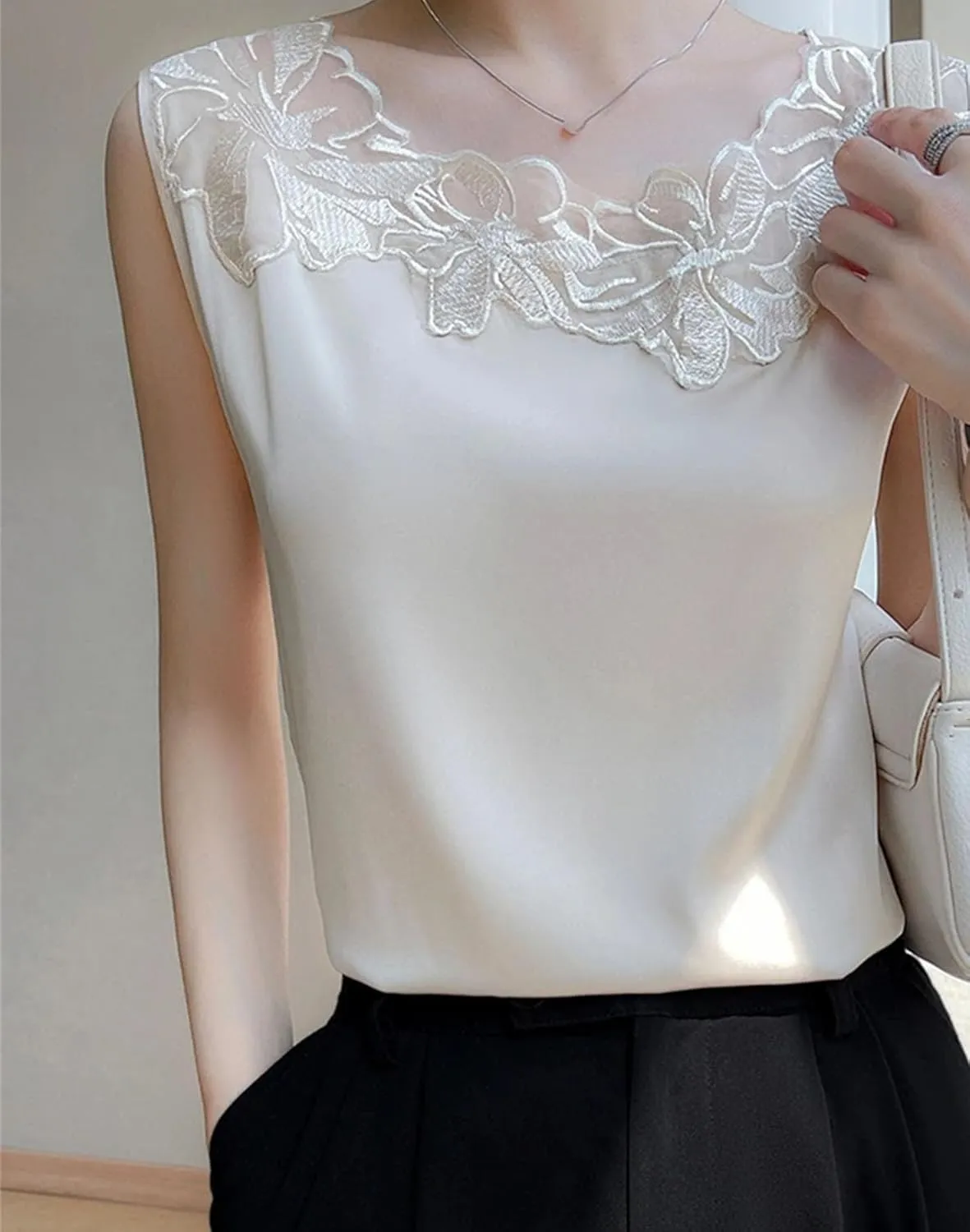Women Lace Crewneck Silk Camisole Summer Satin Bottoming Shirt Sleeveless Waistcoat Casual Vest