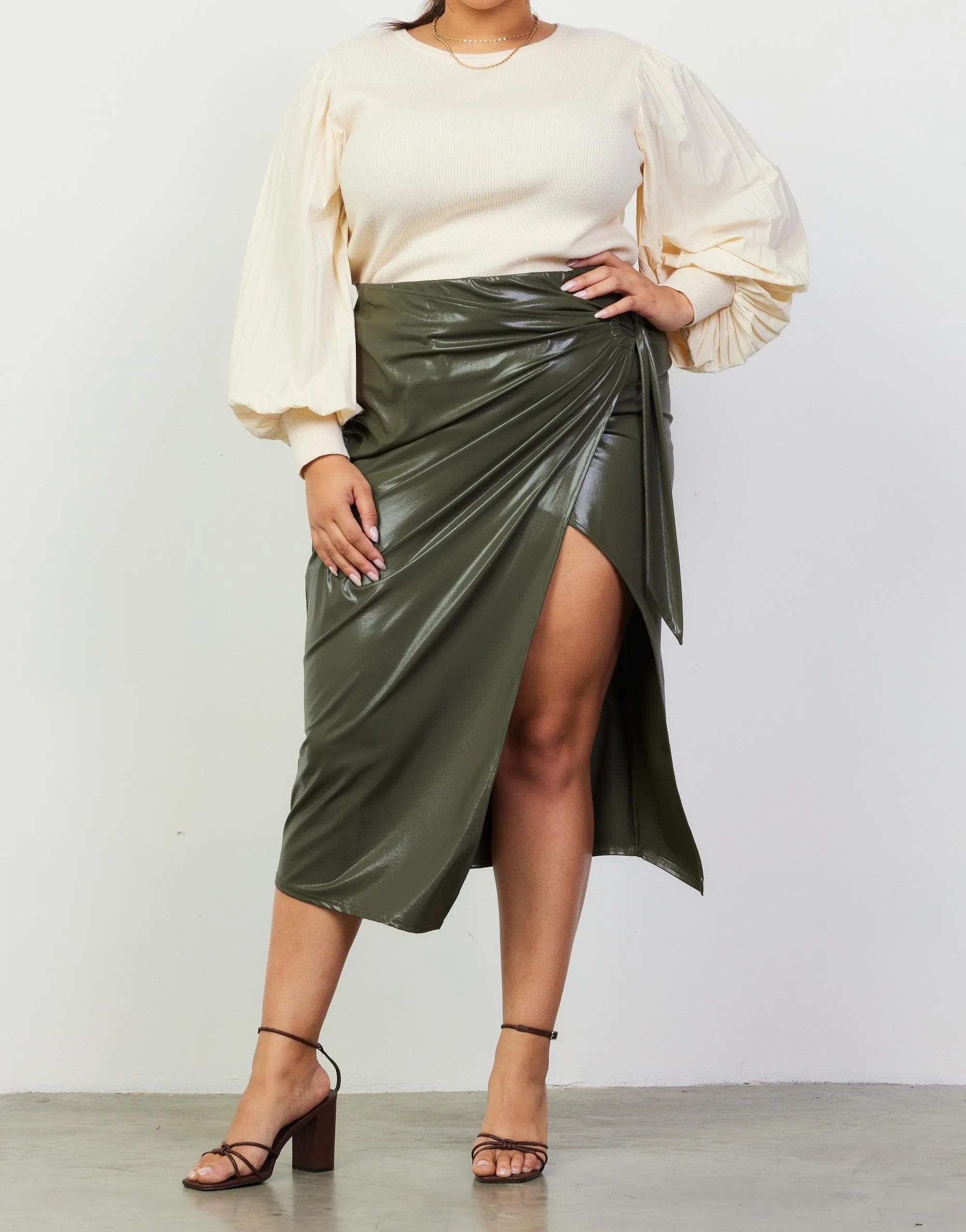 Women's Olive faux leather wrap skirt (Plus)