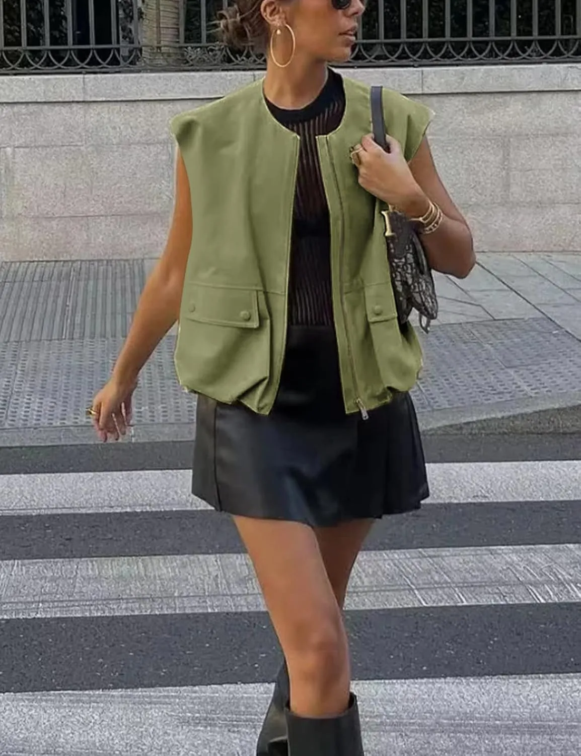 Yimoon Womens Oversized Zip Up Cargo Vest Casual Ruched Hem Sleeveless Blazer Jackets Vest Top with Pockets