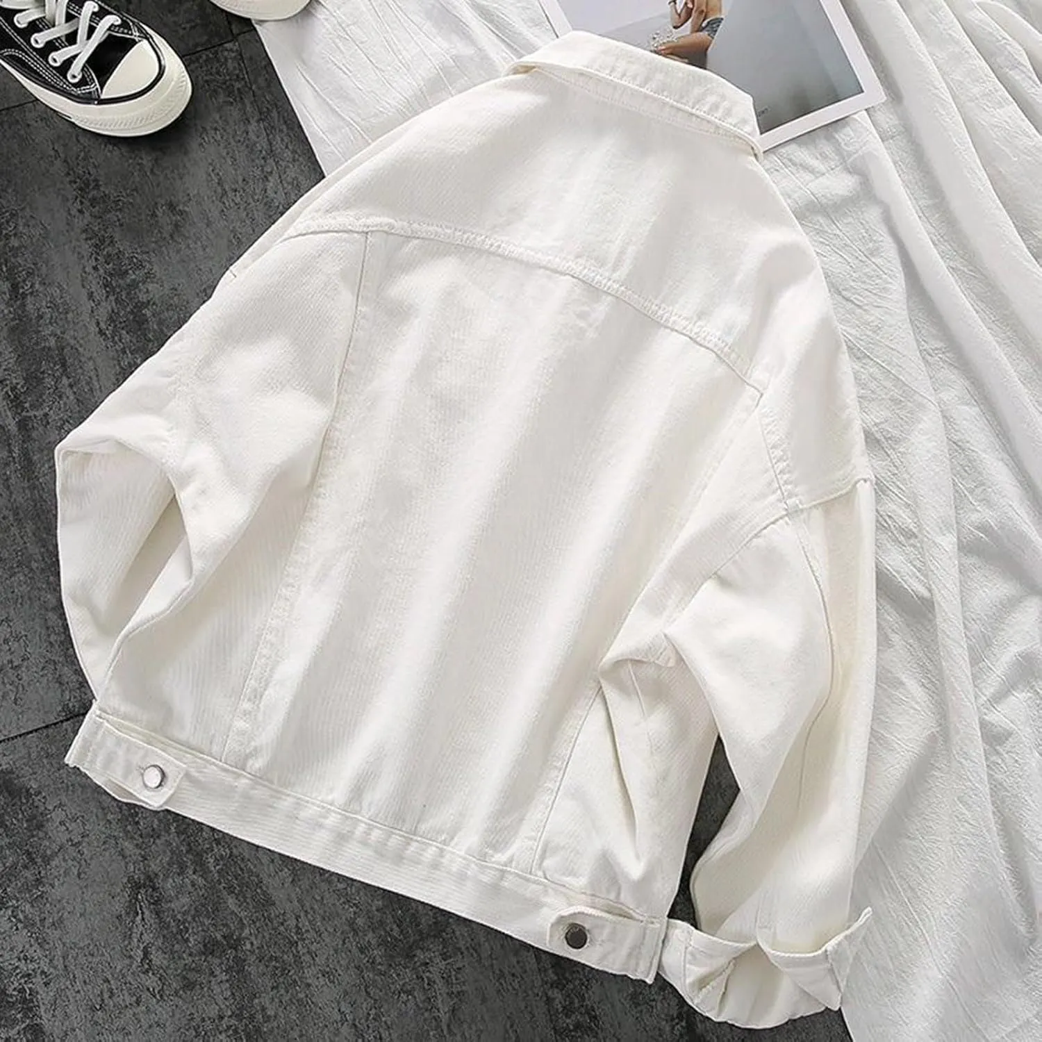 YUTANRAL Denim Jacket for Women Trendy Oversized Jean Jackets Button Long Sleeve Tops With Pockets Fashion Fashion Clothes